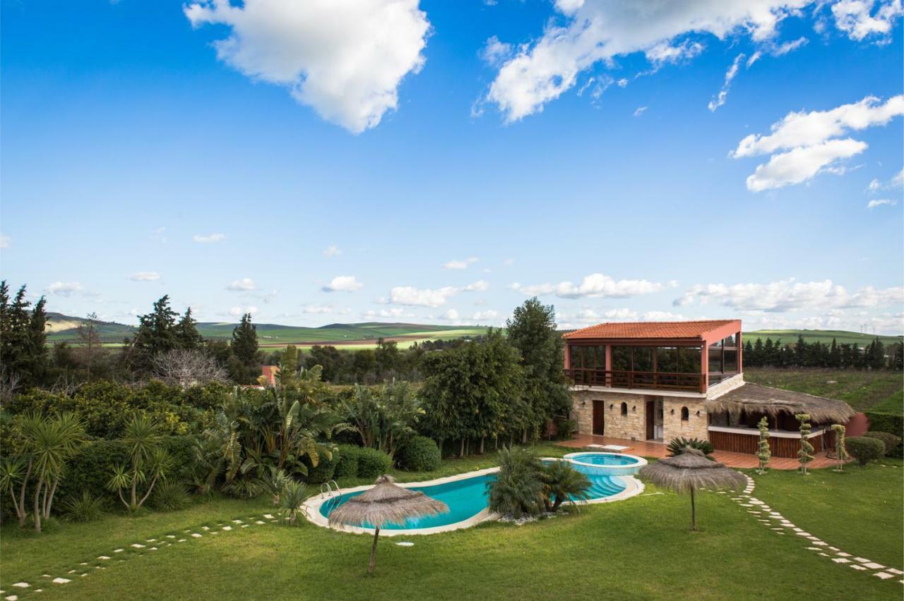 Dar Ichkeul Gite Rural Mateur Exterior foto